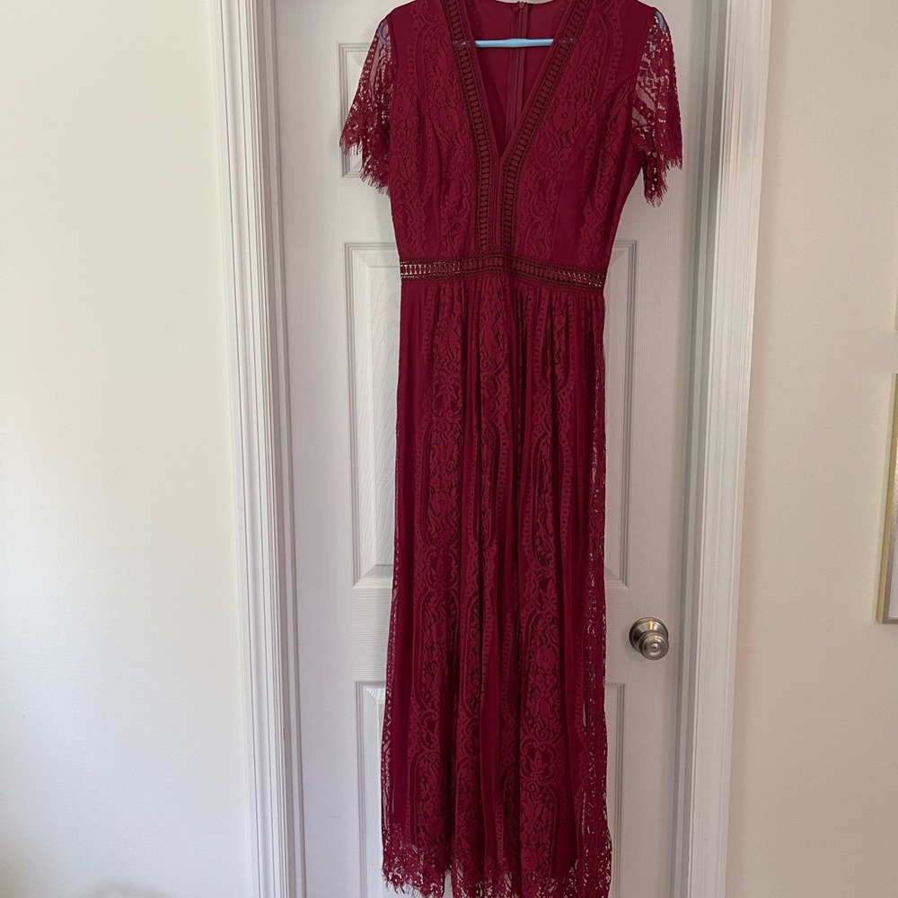 Elegant Lace Burgundy Dress